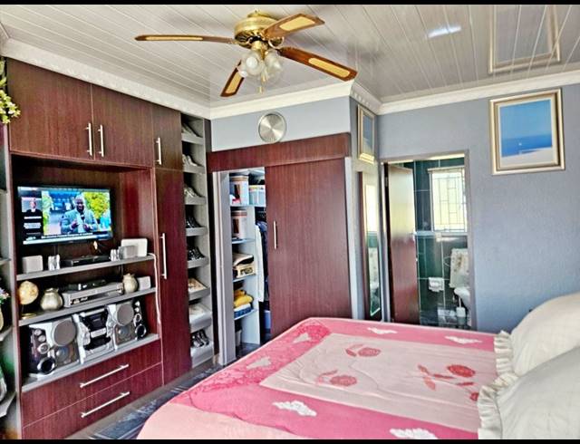 4 BEDROOM HOUSE FOR SALE IN NORKEM PARK